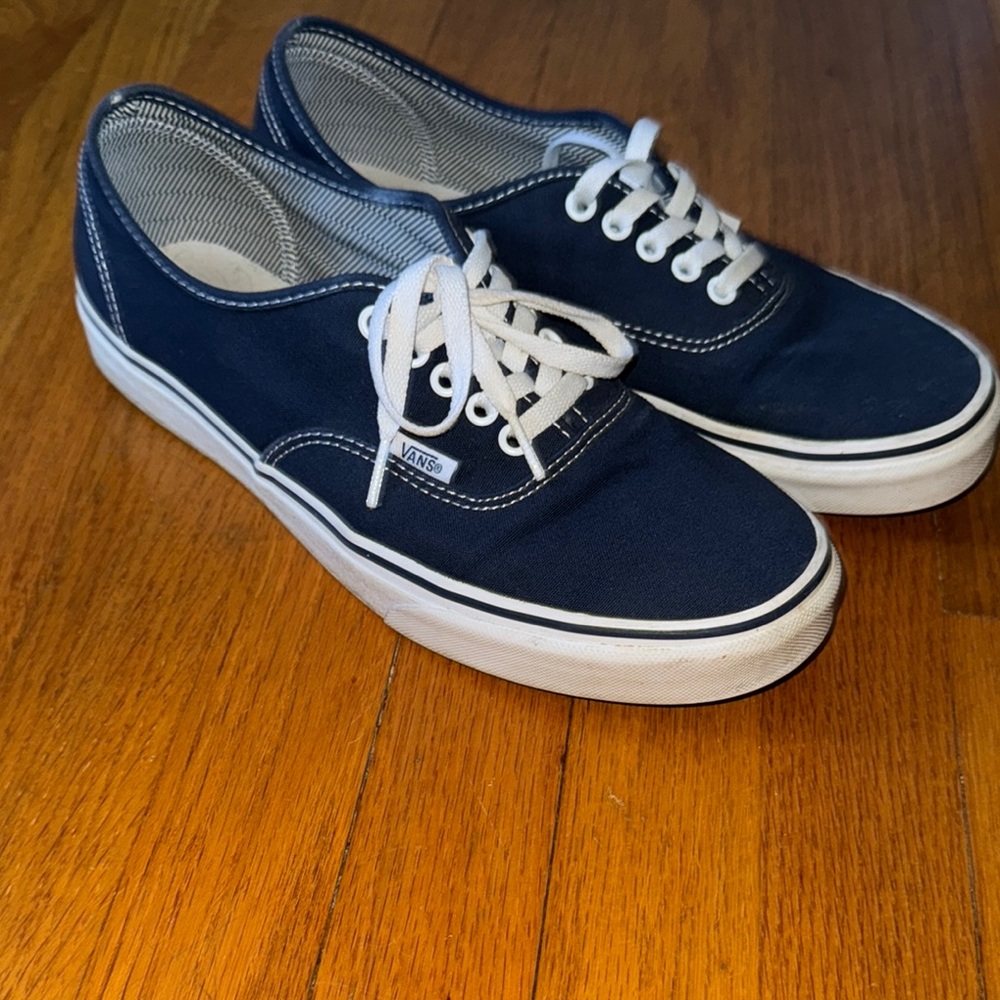 Vans Men's Navy Blue Sneakers